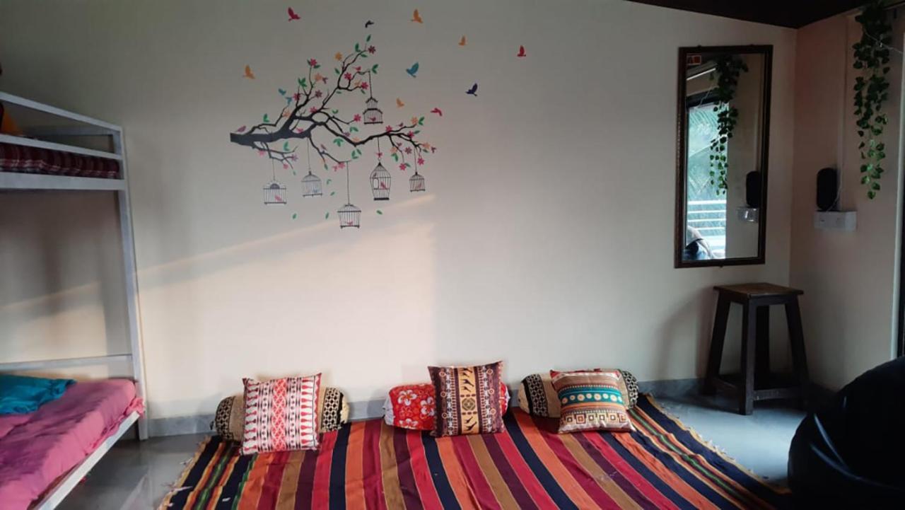 Costel Hostel Malvan Luaran gambar
