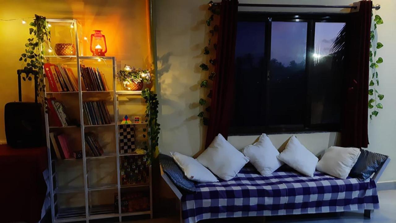Costel Hostel Malvan Luaran gambar